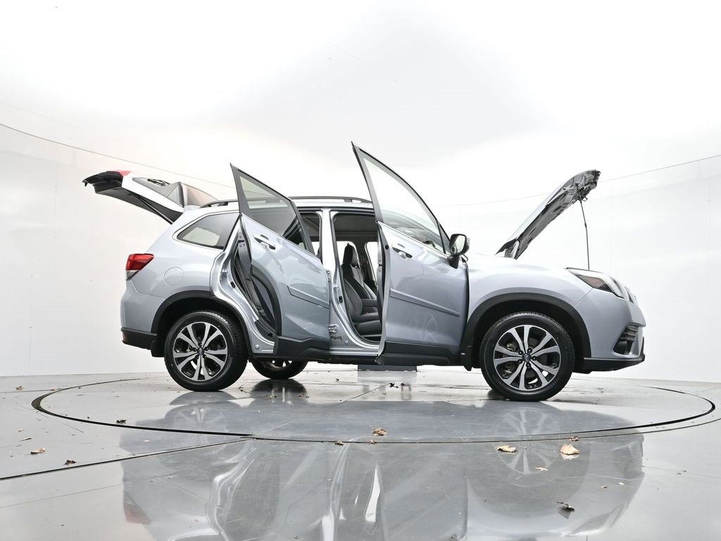 Used 2024 Subaru Forester Limited image 42