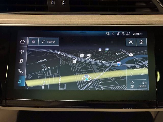 Certified 2024 Audi Q8 e-tron Premium Plus w/ Premium Plus Package AWD/4WD image 19