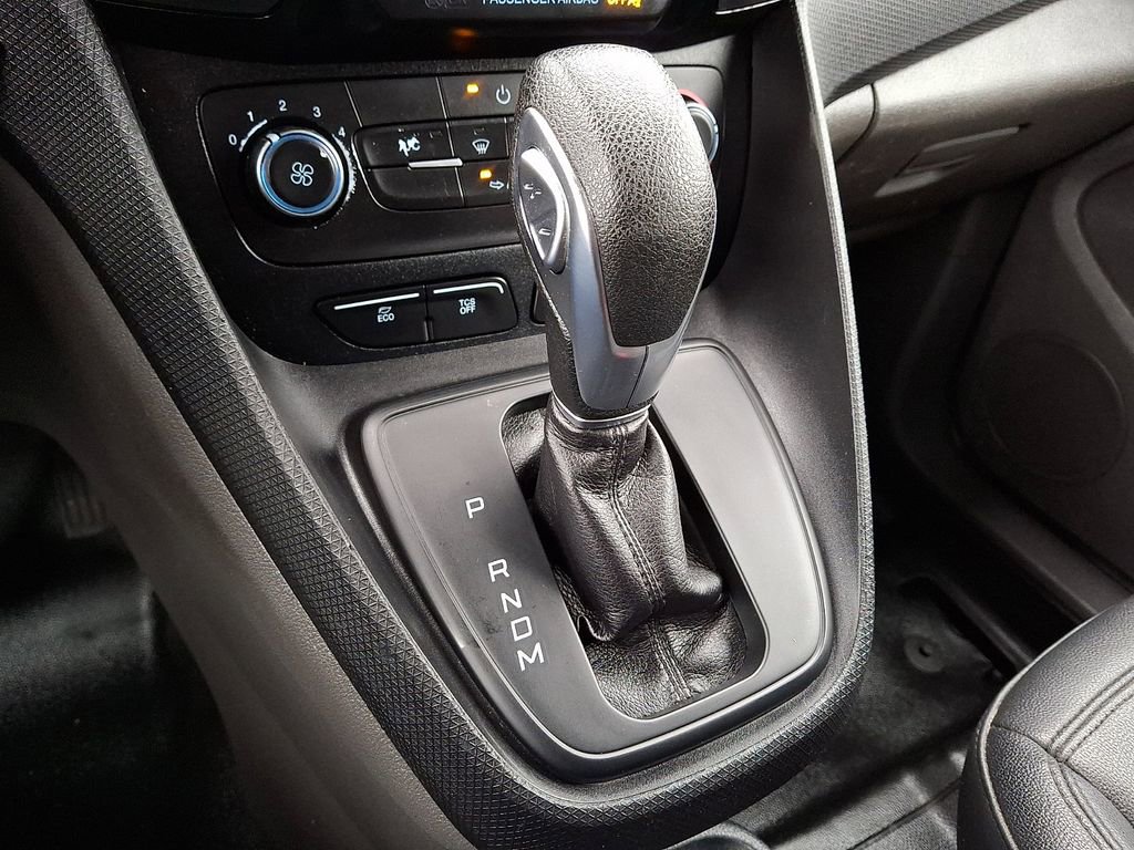 Used 2020 Ford Transit Connect XL image 9