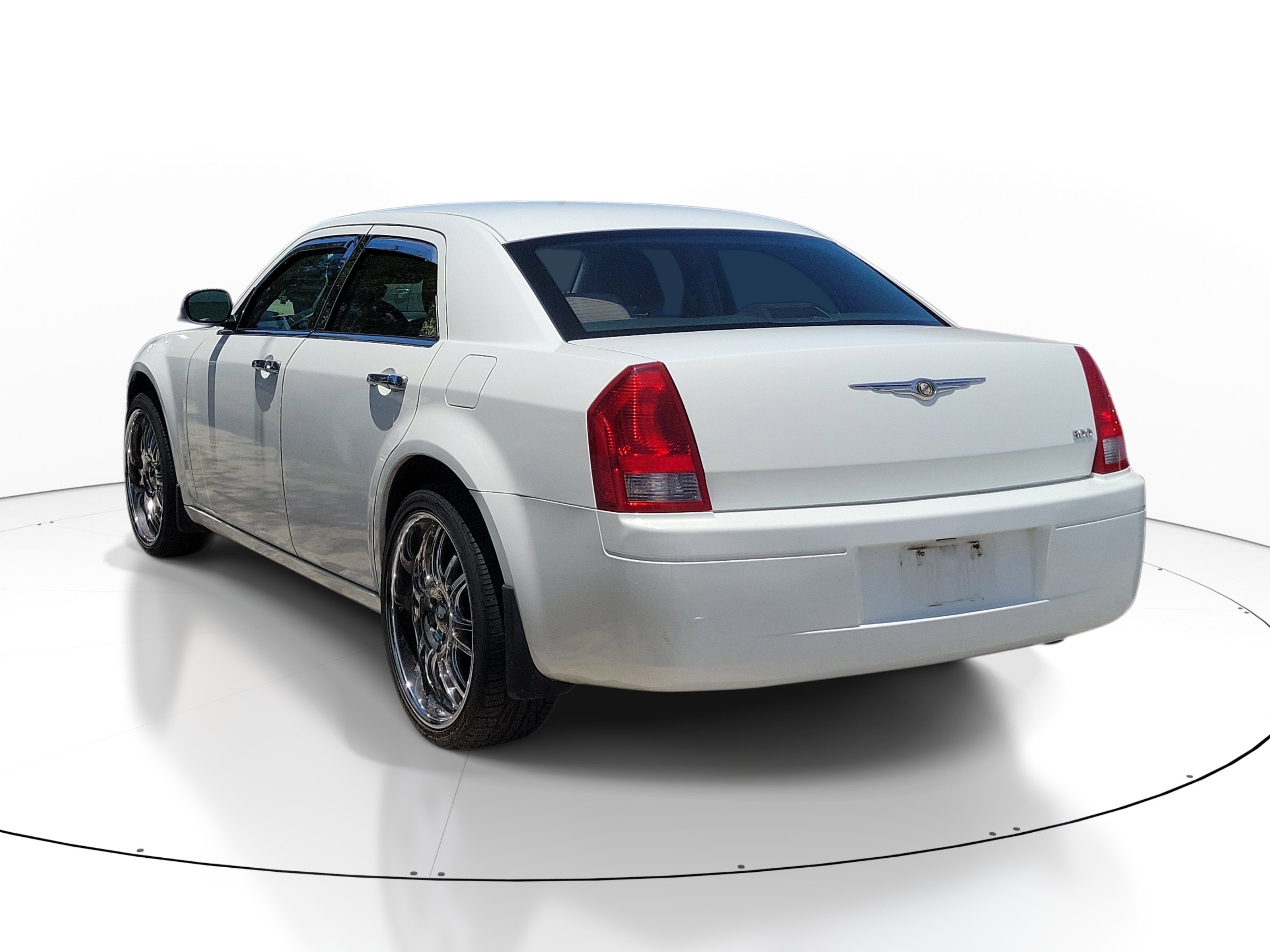 Used 2007 Chrysler 300 RWD image 5