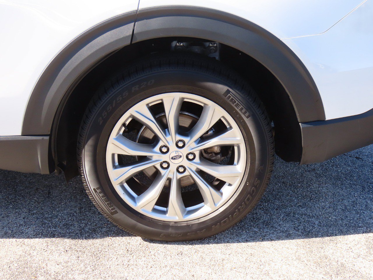 Certified 2023 Ford Explorer Limited w/ Equipment Group 301A image 18