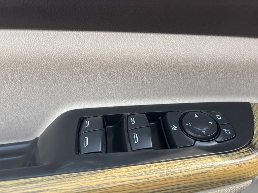 Used 2019 GMC Acadia Denali w/ Technology Package image 32
