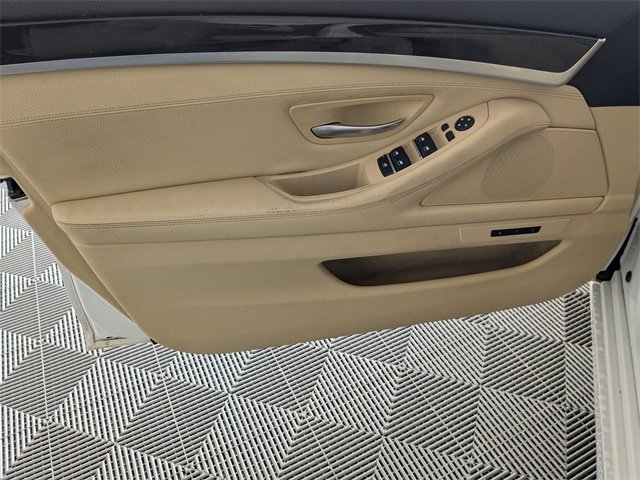 Used 2014 BMW 528i Sedan image 10