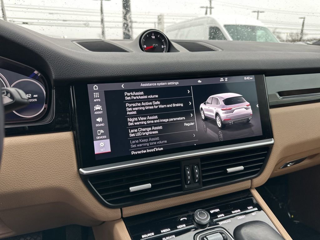 Used 2020 Porsche Cayenne image 61