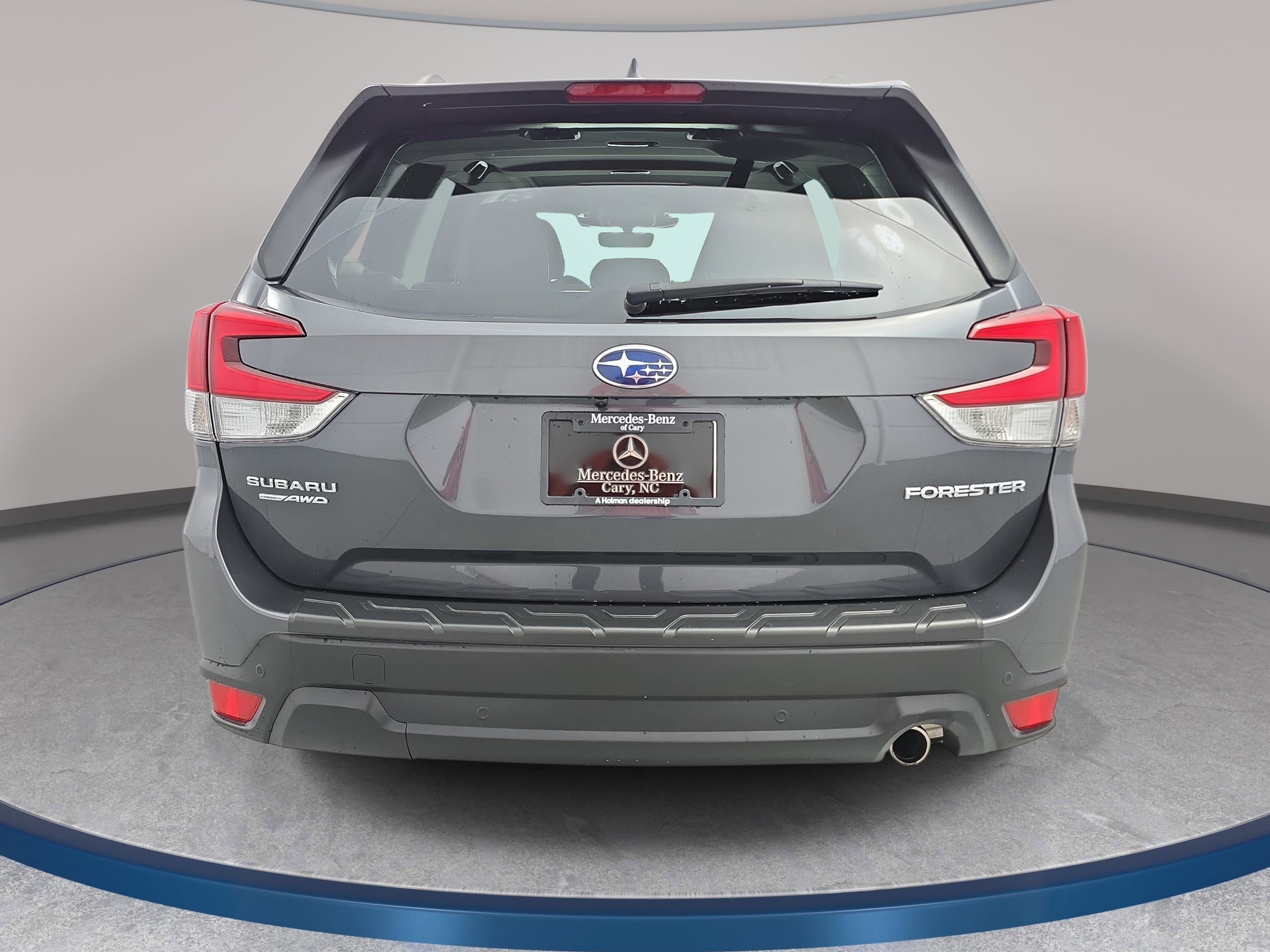 Used 2023 Subaru Forester Limited image 6