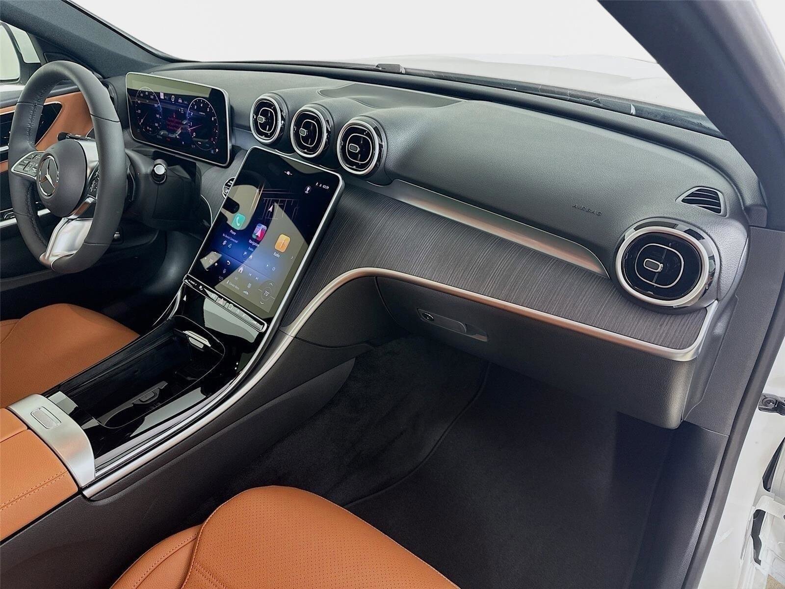 Certified 2026 Mercedes-Benz C 300 4MATIC Sedan image 37