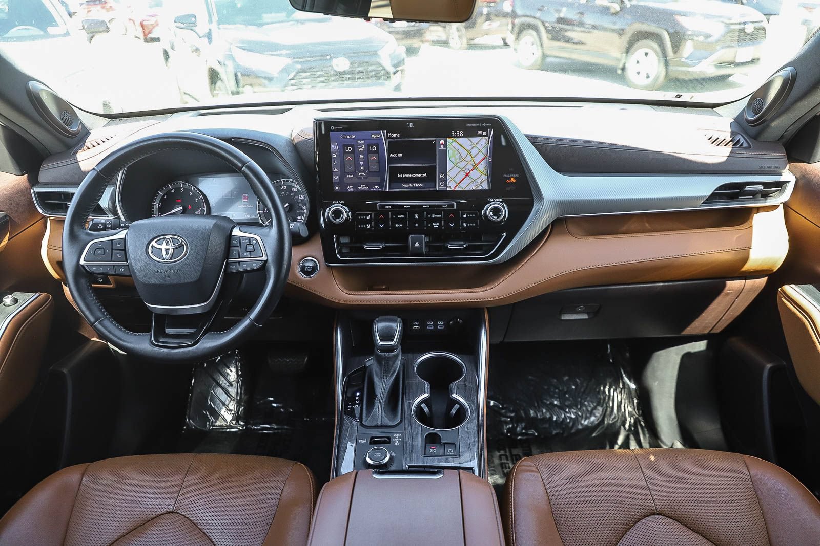 Used 2022 Toyota Highlander Platinum AWD/4WD image 12
