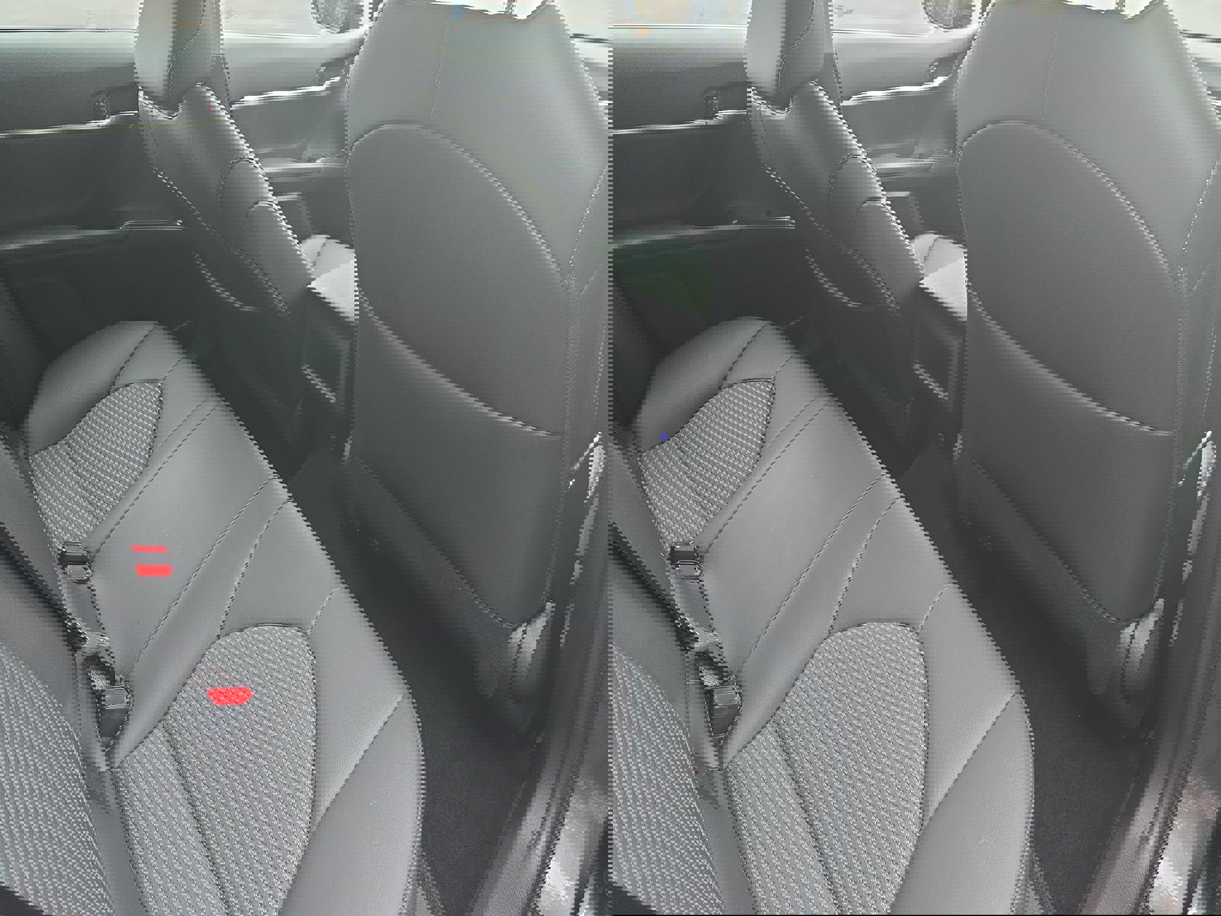 Used 2023 Toyota Camry SE image 11