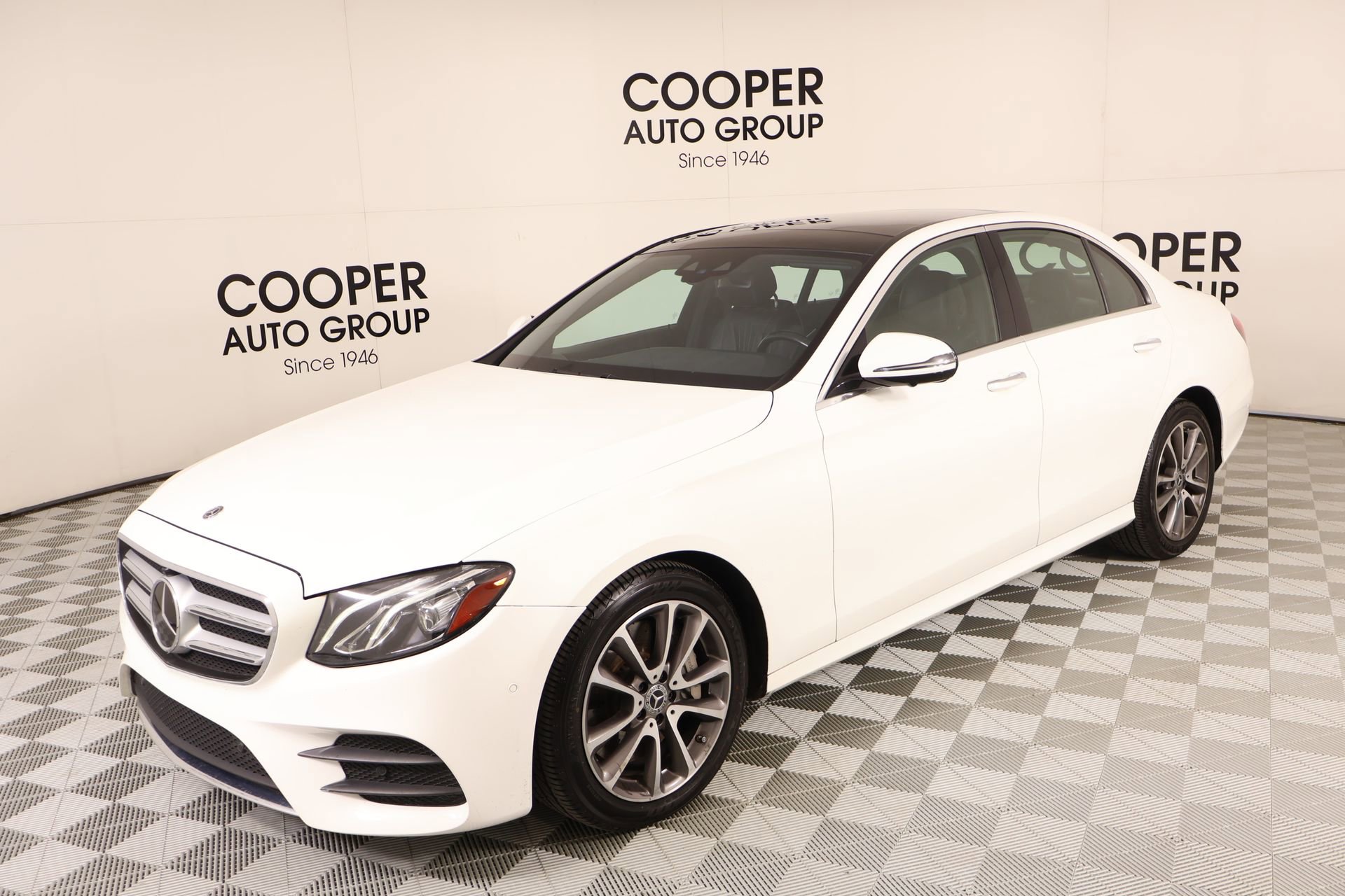 Used 2019 Mercedes-Benz E 450 4MATIC Sedan image 10