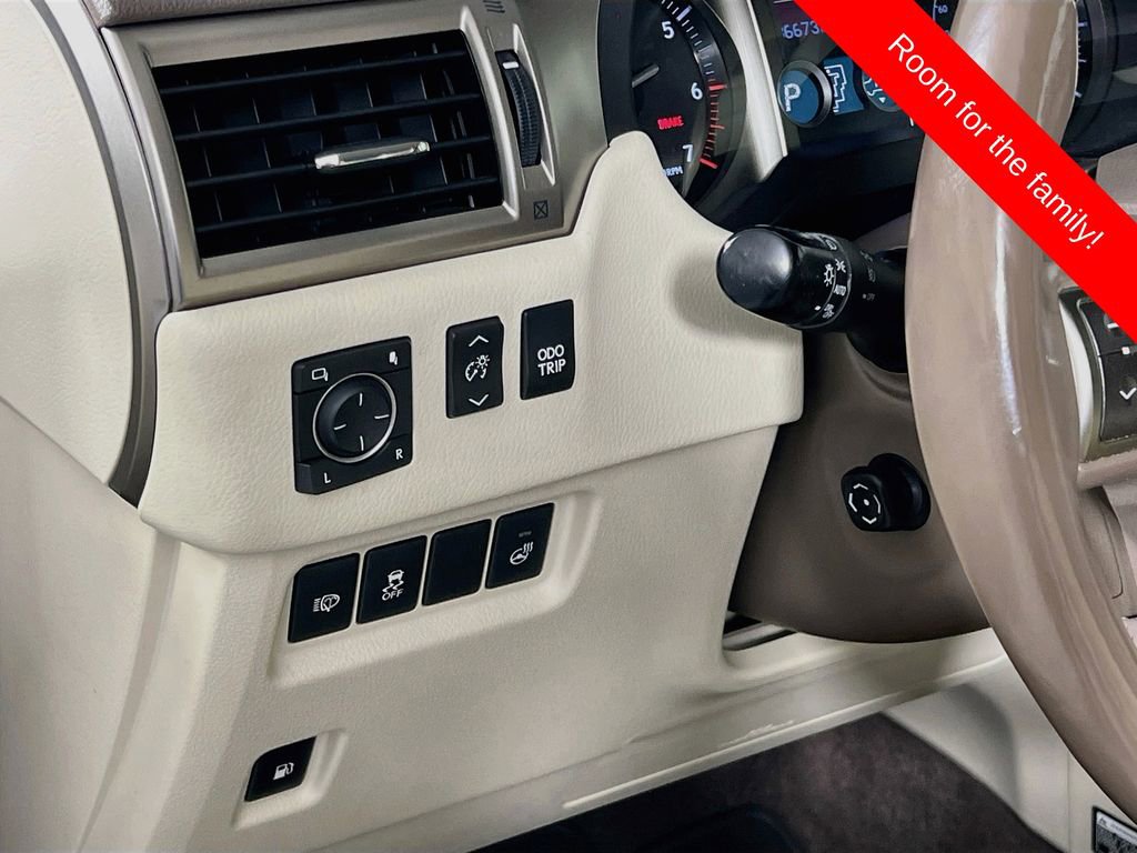 Used 2017 Lexus GX 460 Luxury w/ Preferred Accessory Package AWD/4WD image 10