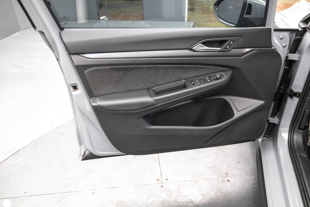 Used 2024 Volkswagen GTI SE image 21