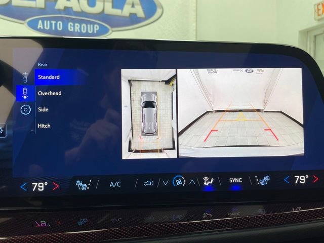 New 2026 Chevrolet Traverse Z71 w/ Driver Confidence Package image 5