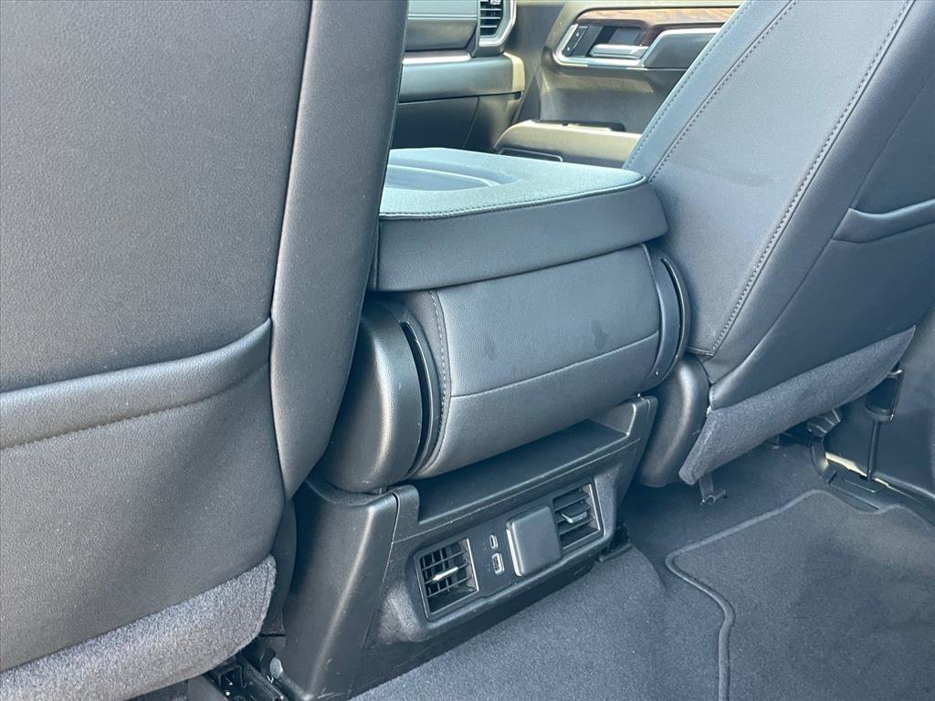 Used 2025 GMC Sierra 1500 SLT image 25