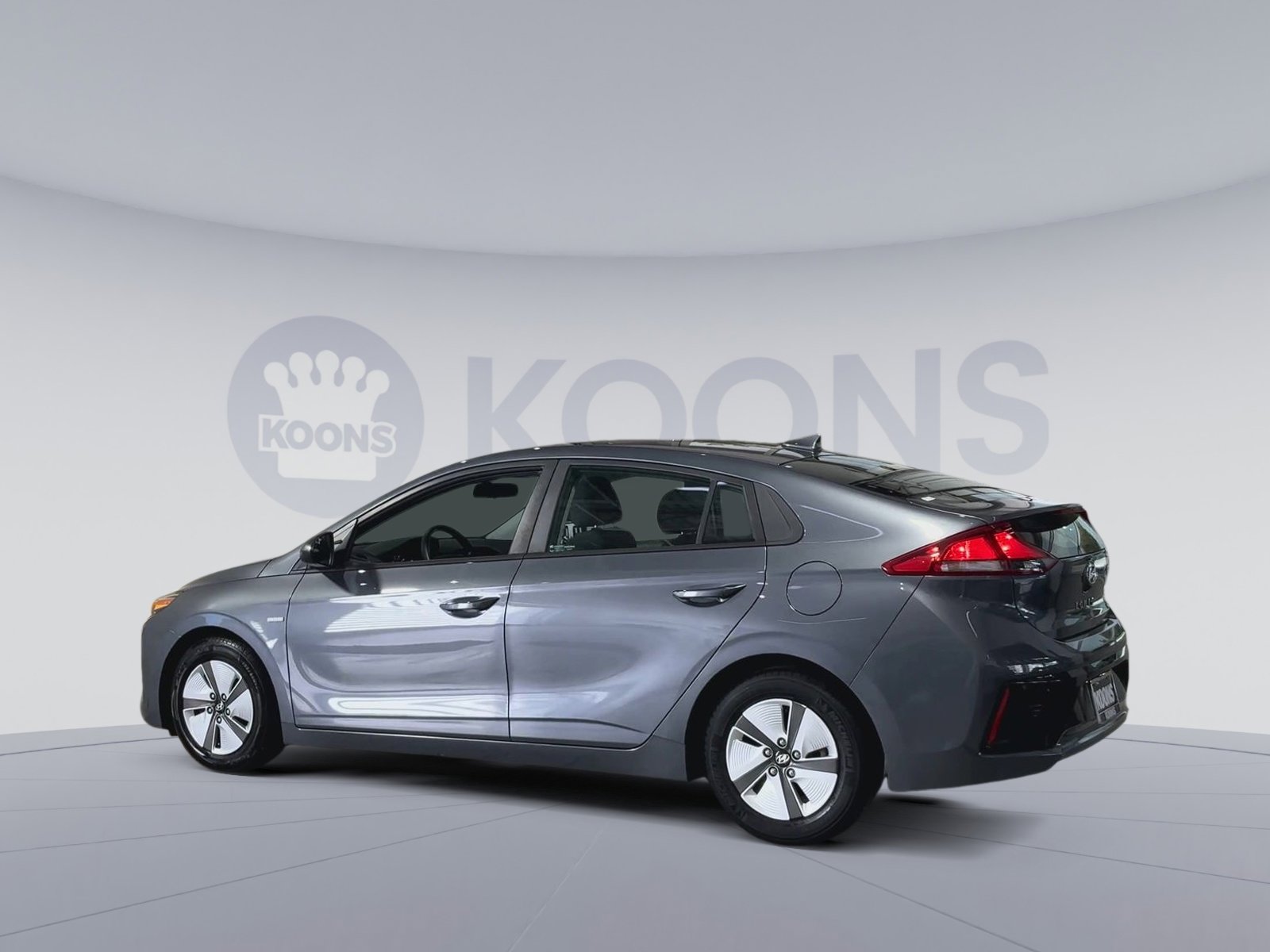 Used 2018 Hyundai Ioniq Blue FWD image 8