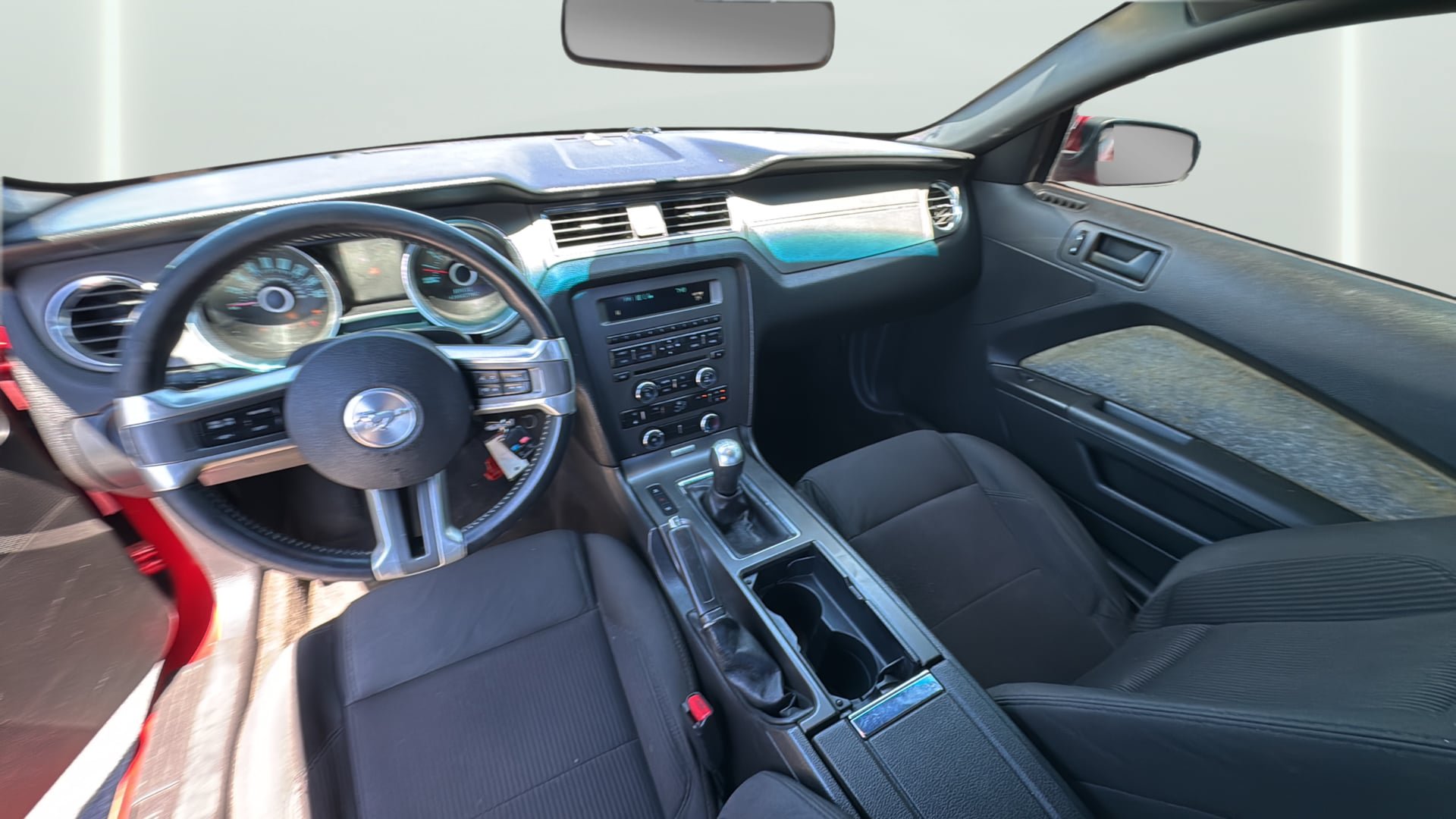 Used 2013 Ford Mustang GT RWD image 14
