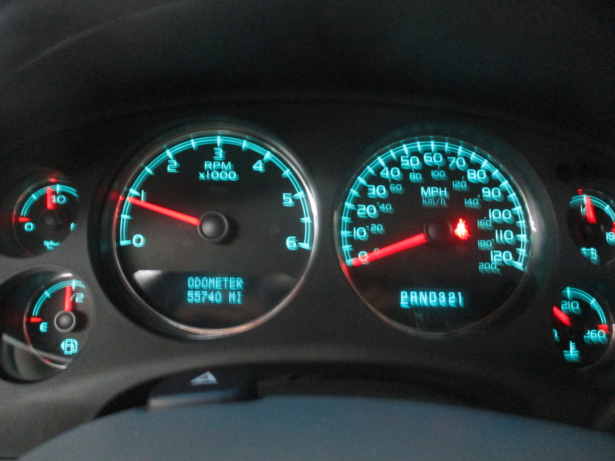Used 2007 Chevrolet Suburban 2500 LT w/ LT Preferred Equipment Group AWD/4WD image 26