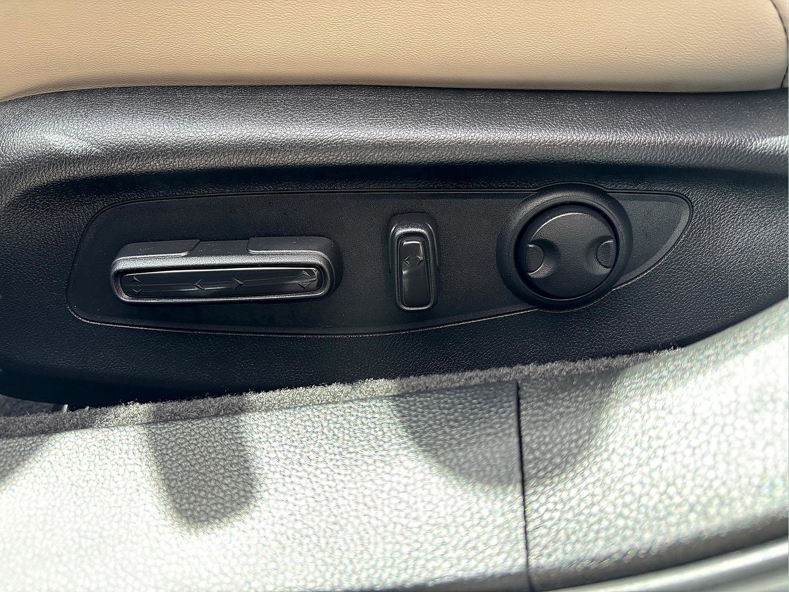 Certified 2025 Honda Accord Touring image 15