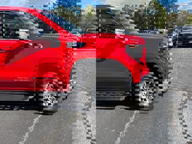 New 2026 GMC Sierra 1500 SLE w/ Preferred Package image 5