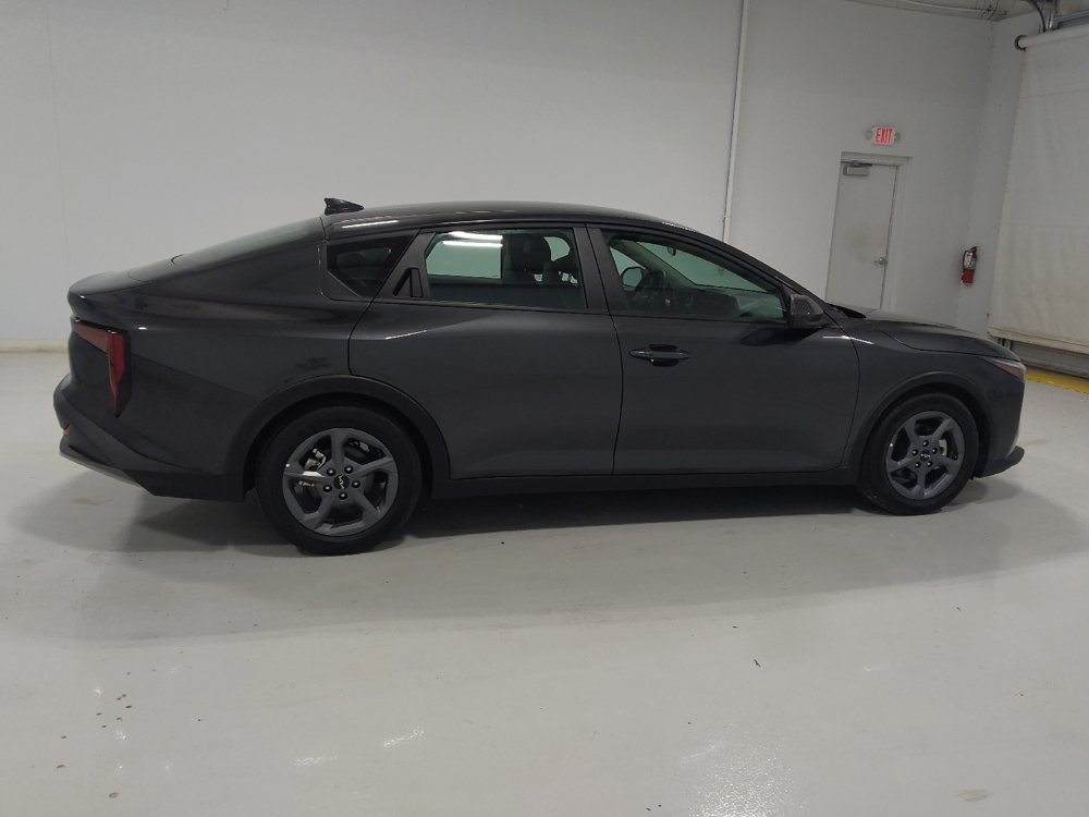 Used 2025 Kia K4 FWD image 10