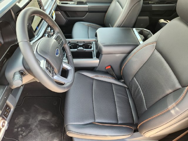 New 2026 Ford F350 Lariat w/ Black Appearance Package AWD/4WD image 9