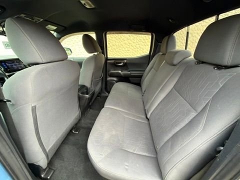 Used 2019 Toyota Tacoma TRD Sport AWD/4WD image 24