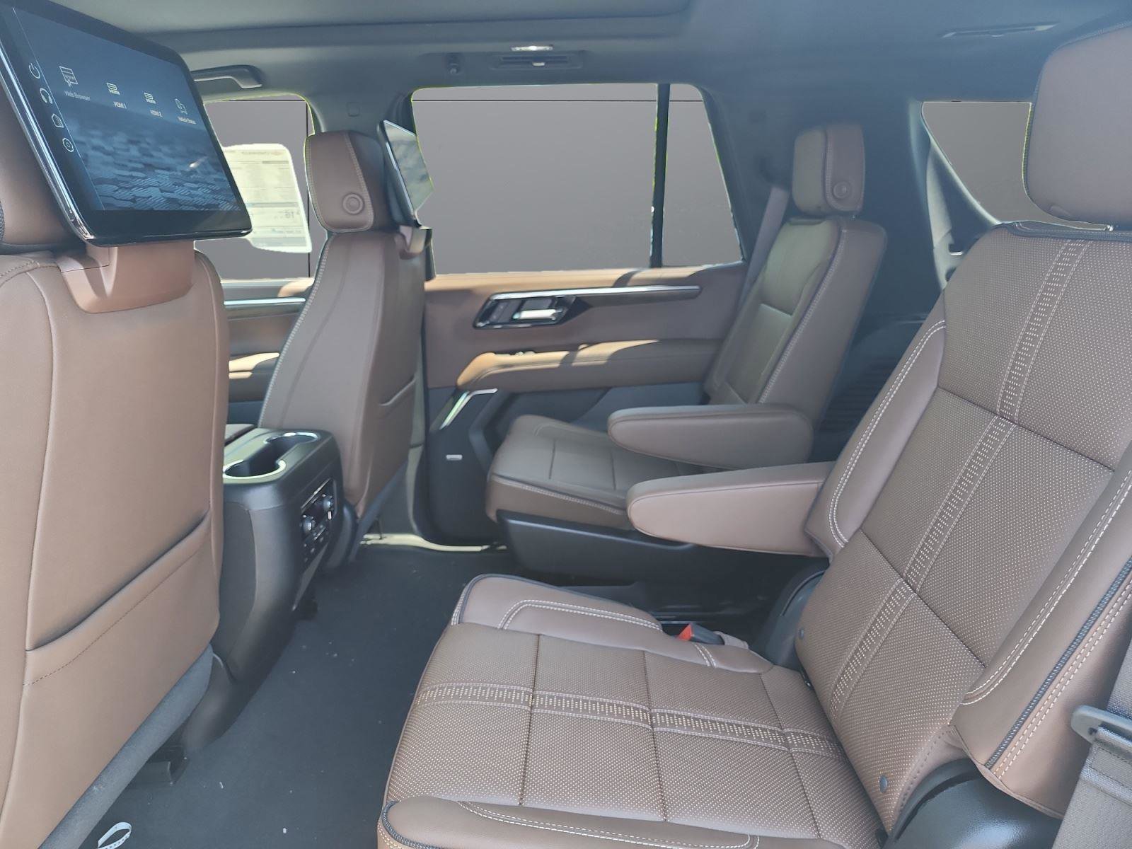 New 2026 Chevrolet Tahoe High Country AWD/4WD image 13