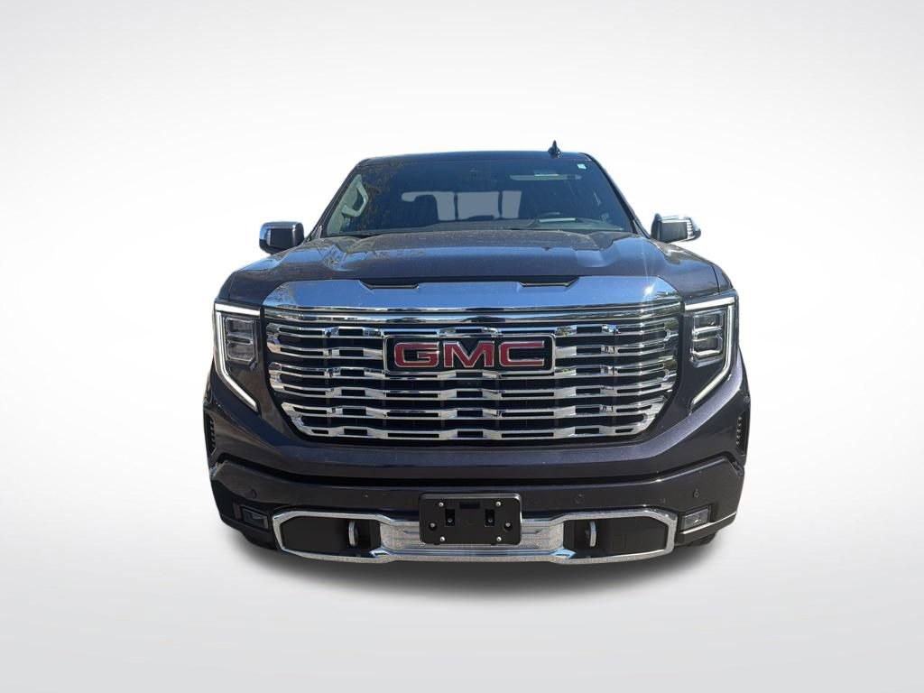 Used 2025 GMC Sierra 1500 Denali w/ Technology Package image 3