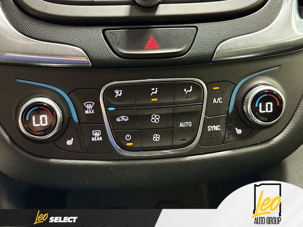 Used 2018 Chevrolet Equinox Premier FWD image 18
