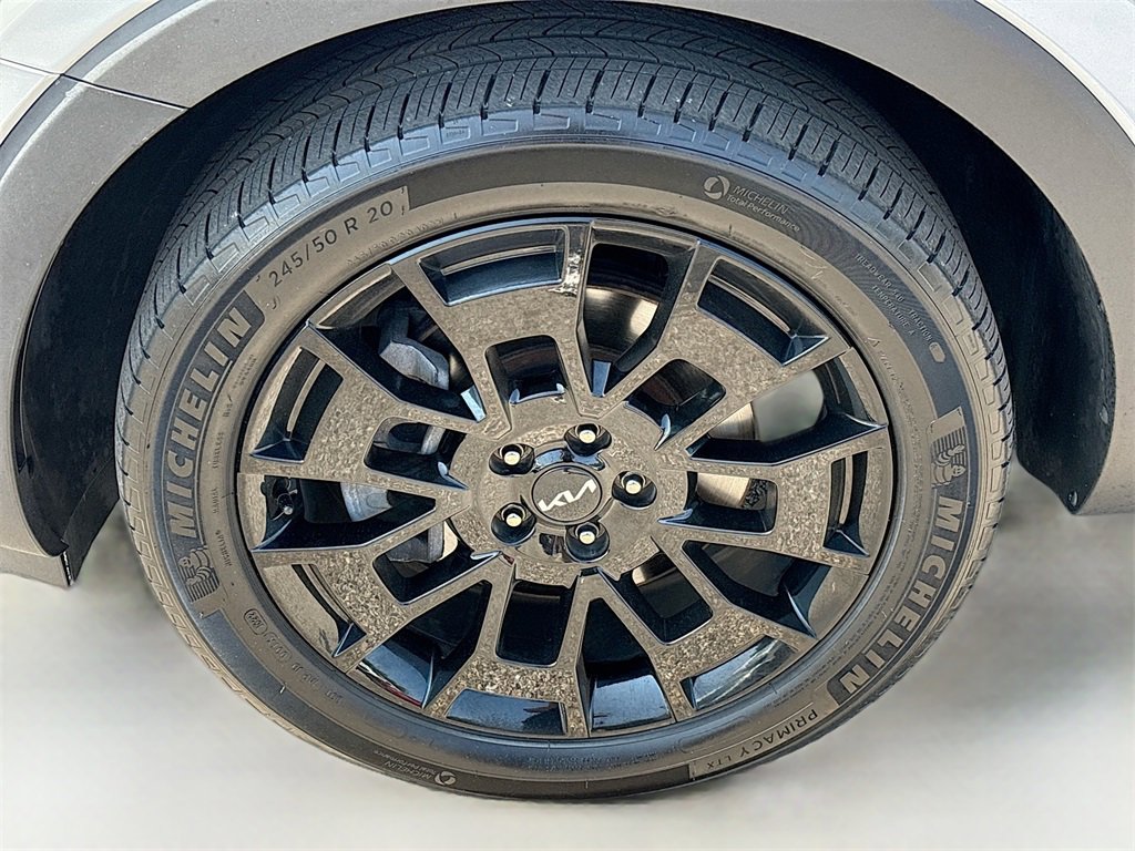 Used 2022 Kia Telluride SX w/ SX Prestige Package image 34