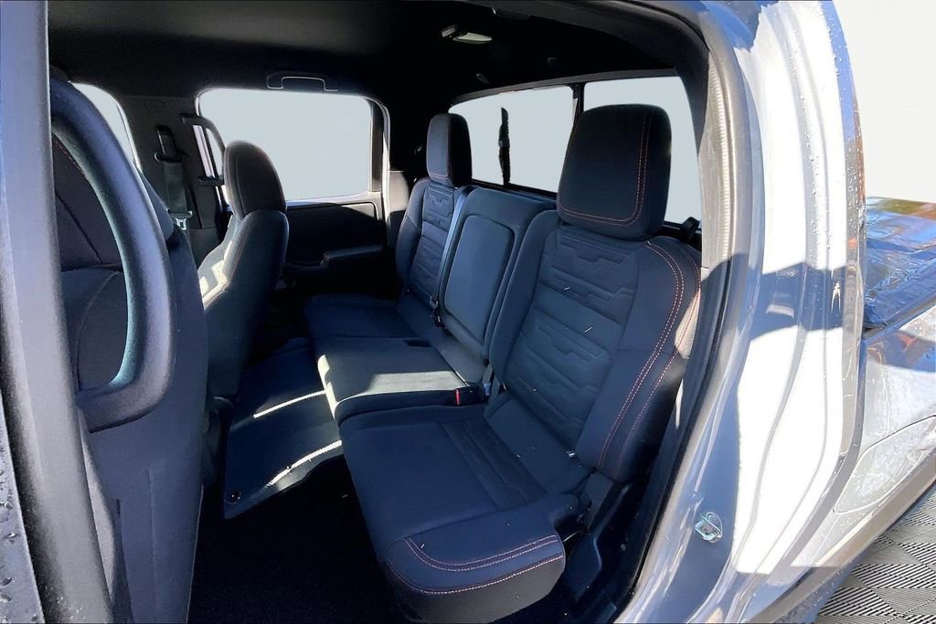 Used 2023 Nissan Frontier PRO-4X w/ Technology Package image 19