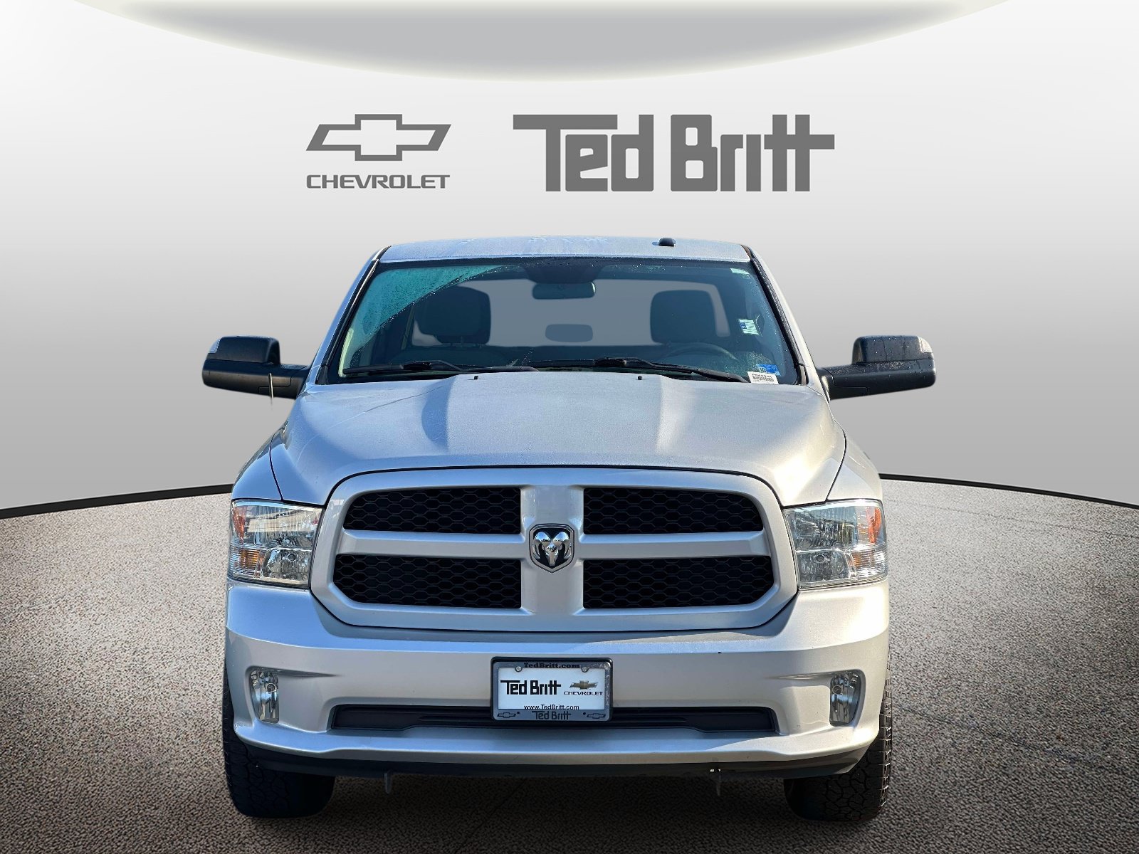 Used 2018 RAM 1500 Express w/ Express Value Package AWD/4WD image 2