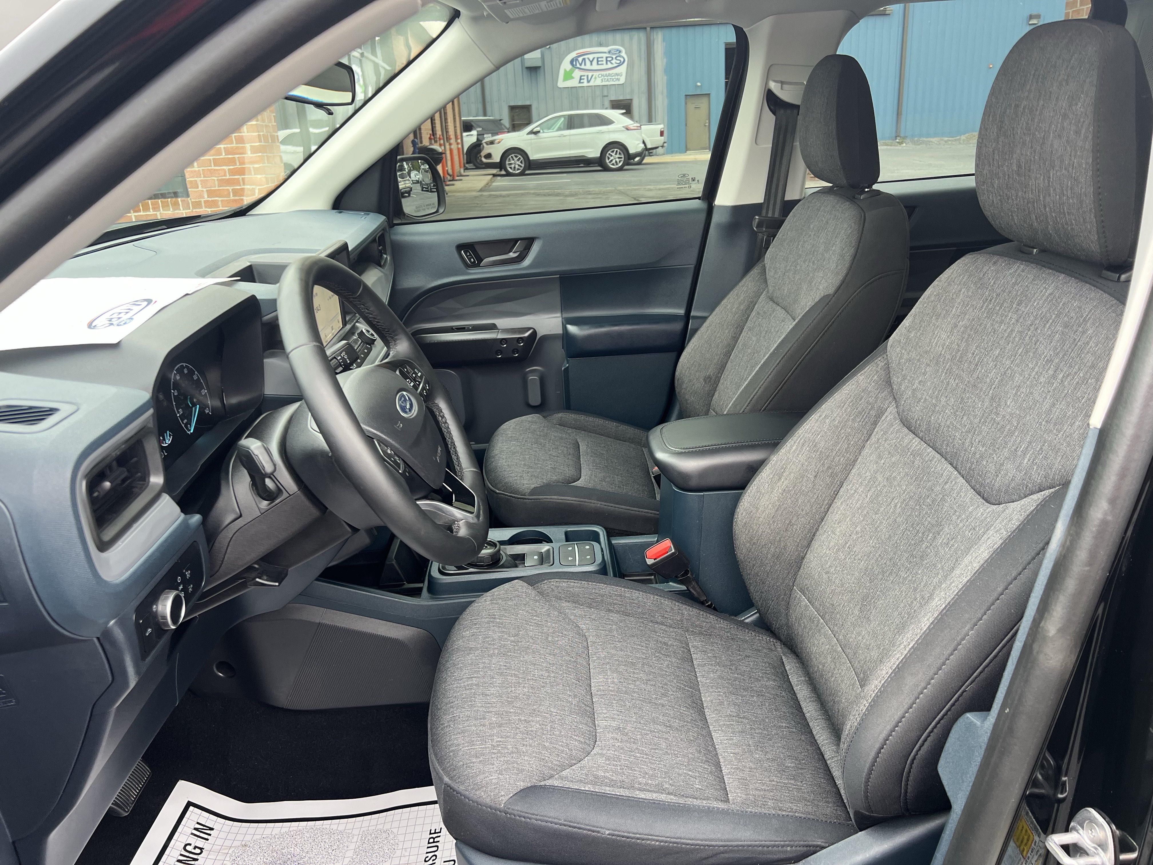 Used 2024 Ford Maverick XLT w/ XLT Luxury Package FWD image 13