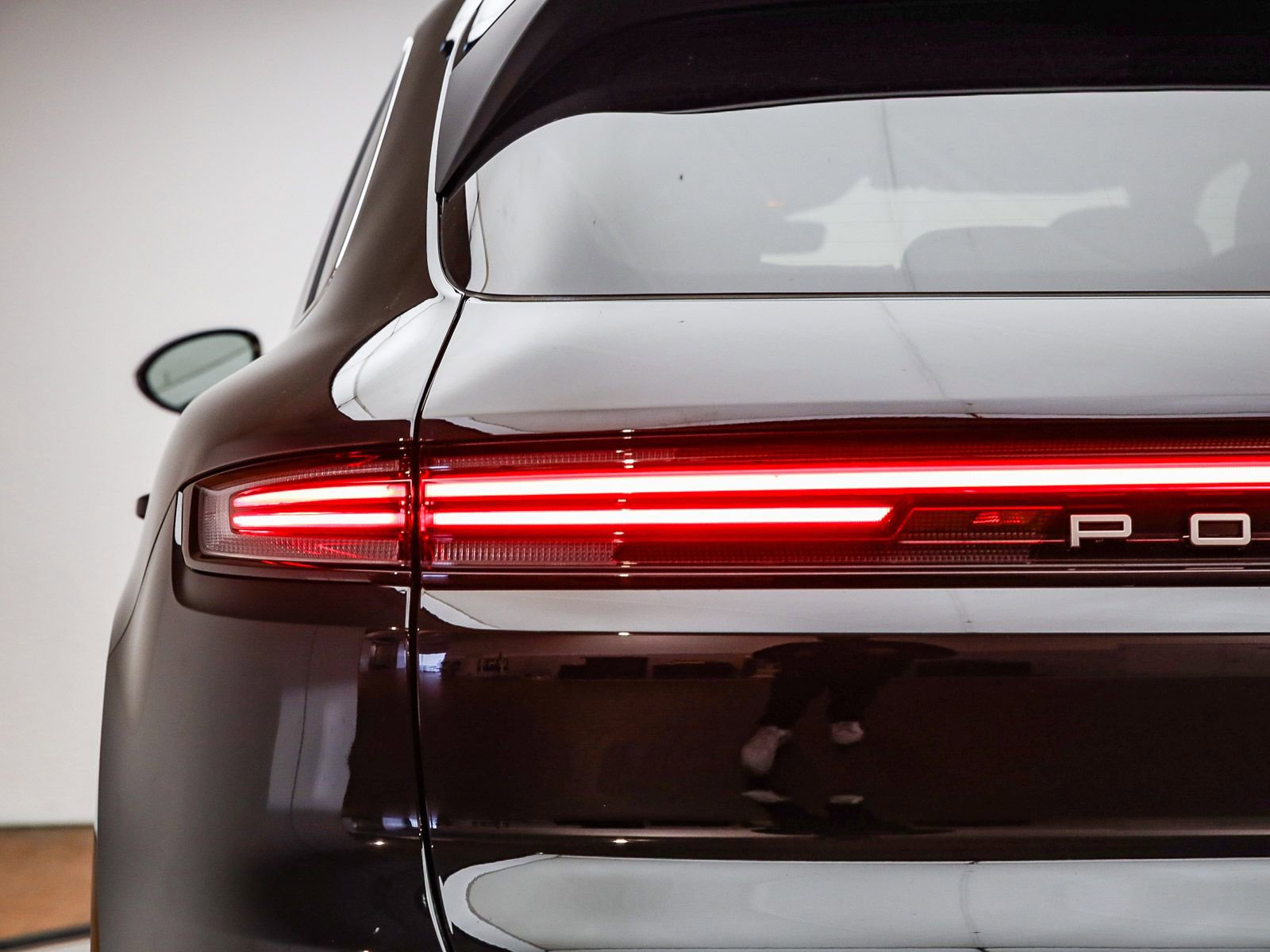 Certified 2025 Porsche Cayenne image 8