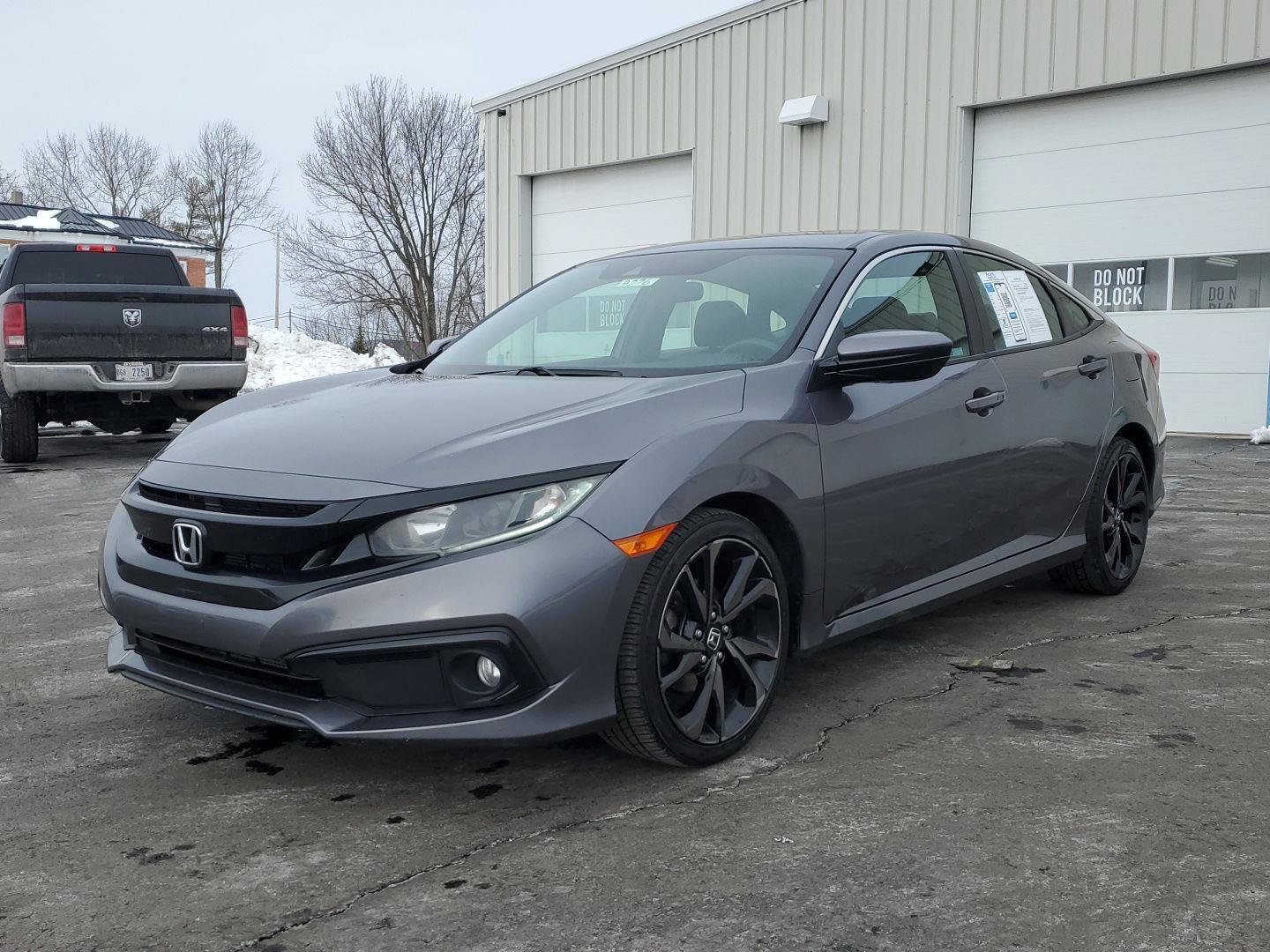 Used 2019 Honda Civic Sport image 3