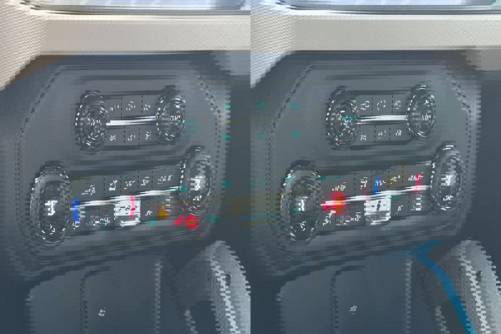 Used 2024 Ford Bronco Wildtrak image 21