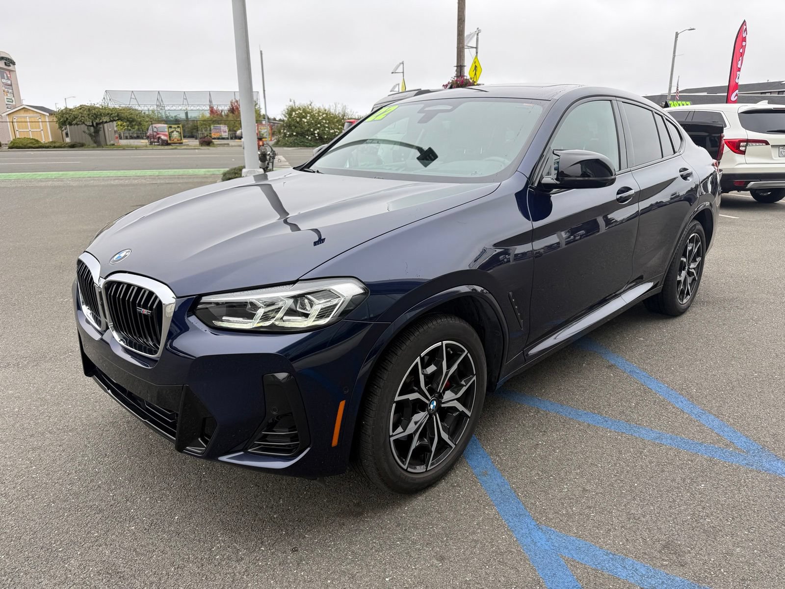 Used 2022 BMW X4 M40i AWD/4WD image 4