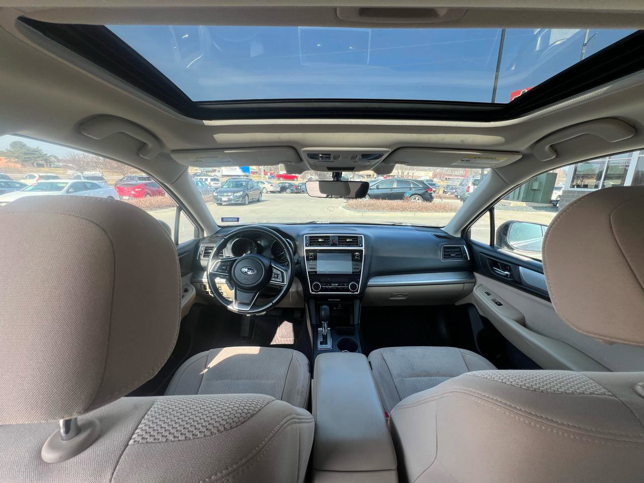 Used 2019 Subaru Outback 2.5i Premium image 10