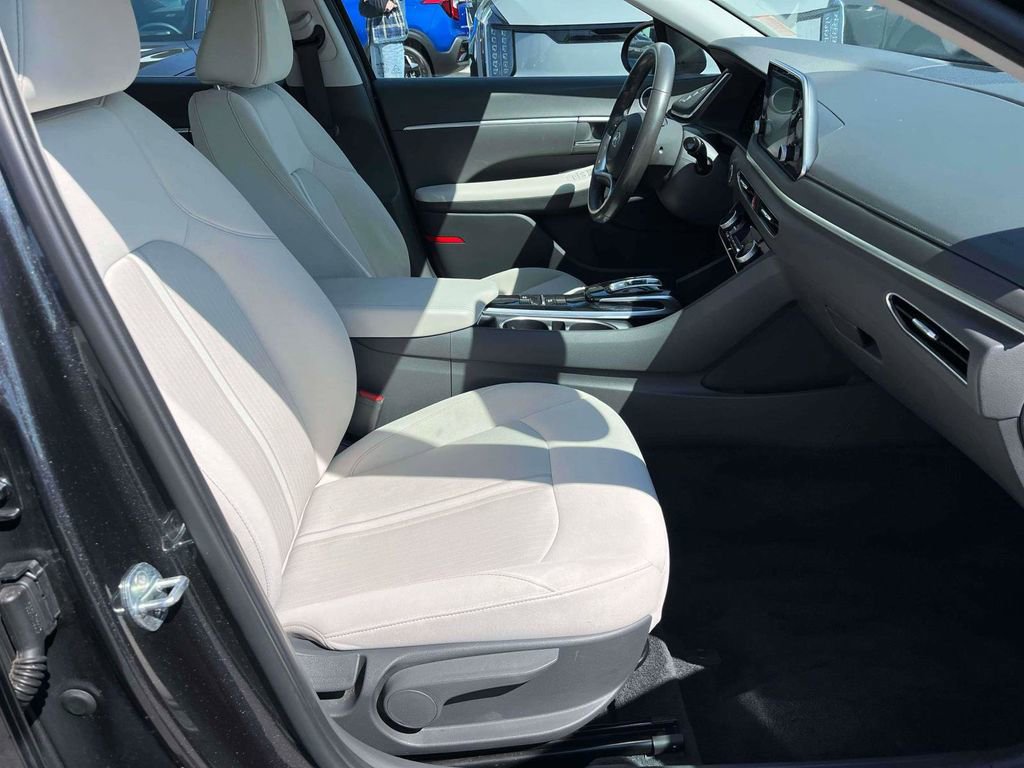 Used 2022 Hyundai Sonata SEL w/ Convenience Package FWD image 11