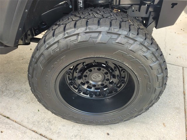 New 2025 Jeep Gladiator Sport image 17