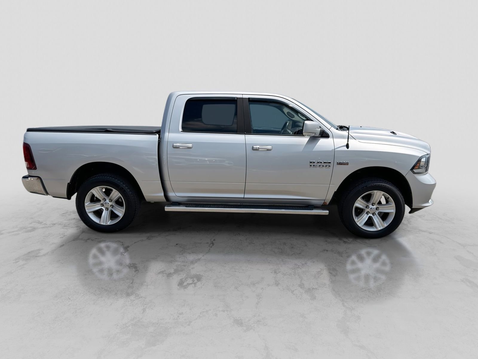Used 2016 RAM 1500 Sport AWD/4WD image 9