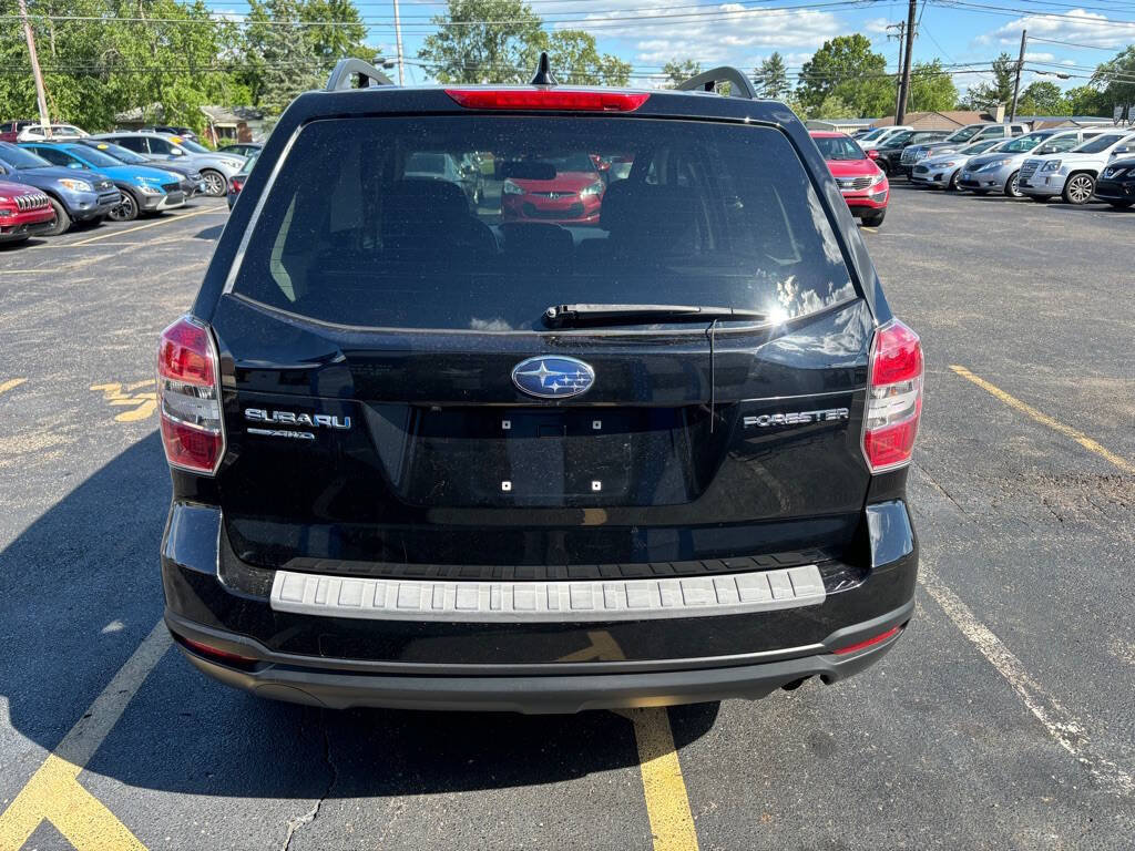 Used 2016 Subaru Forester 2.5i Premium w/ Popular Package #2 AWD/4WD image 5