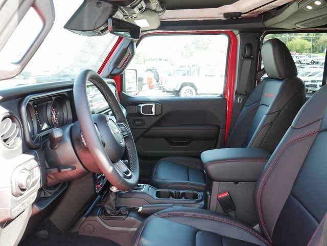 New 2025 Jeep Wrangler Unlimited Rubicon image 2