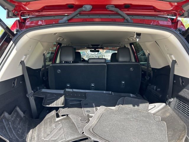 Used 2024 Nissan Pathfinder SL image 9