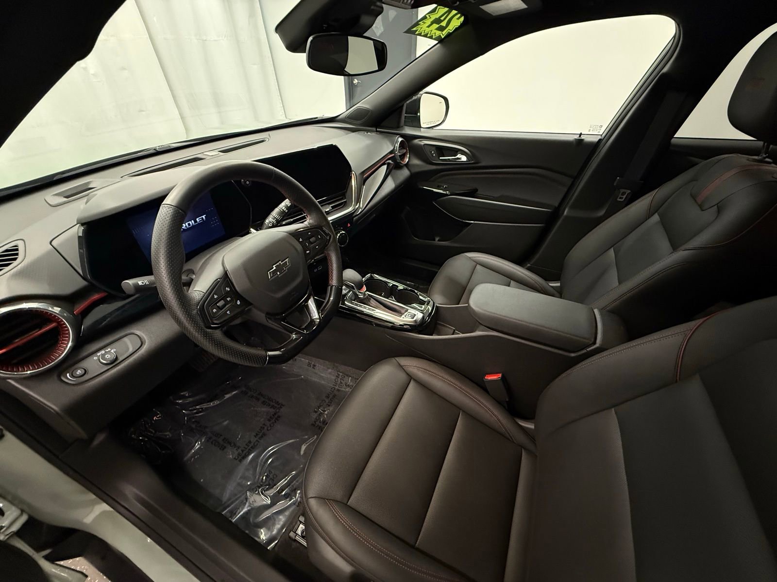 Used 2024 Chevrolet Trax RS w/ Driver Confidence Package image 11