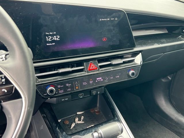 Certified 2023 Kia Niro EX FWD image 20