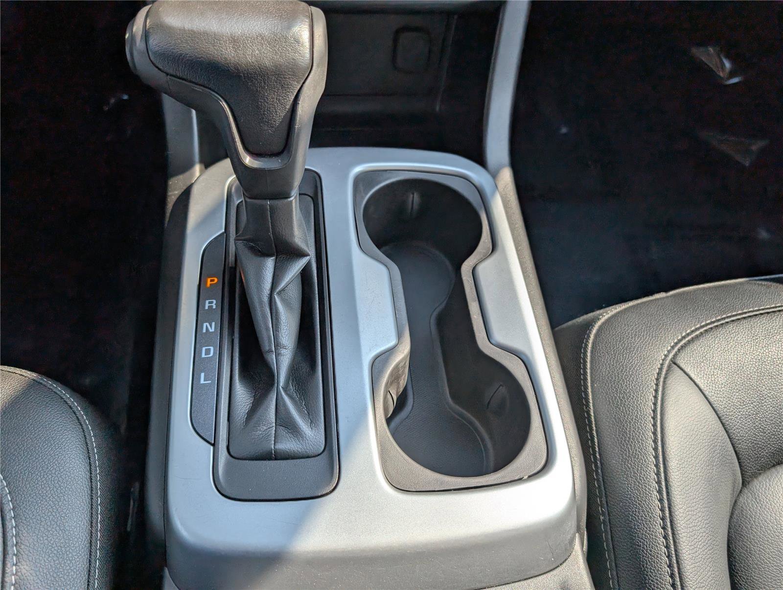 Used 2020 Chevrolet Colorado ZR2 w/ Colorado ZR2 Bison Edition AWD/4WD image 23