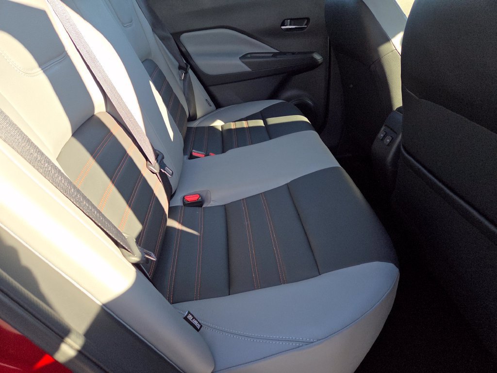 Used 2021 Nissan Kicks SR w/ SR Premium Package FWD image 26