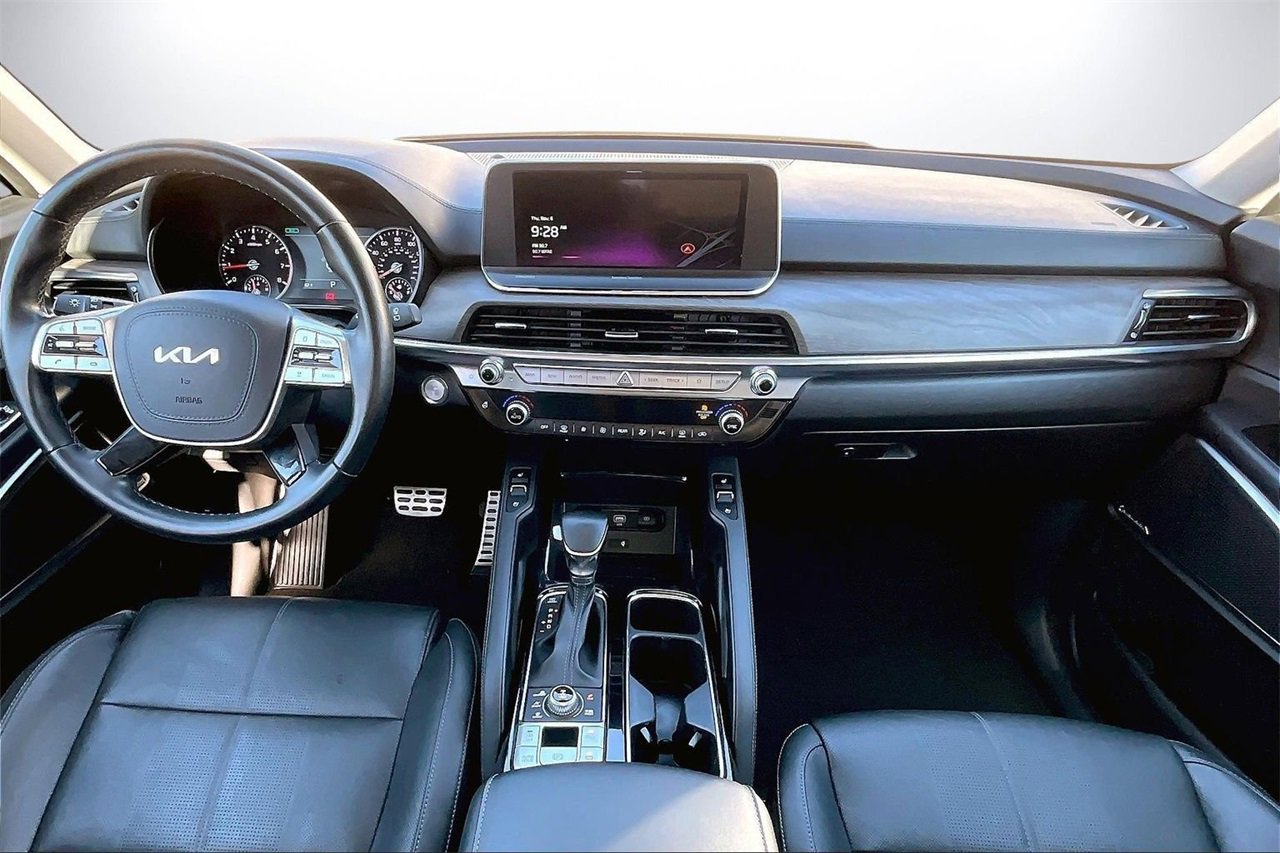 Used 2022 Kia Telluride SX w/ Nightfall Edition Package image 14