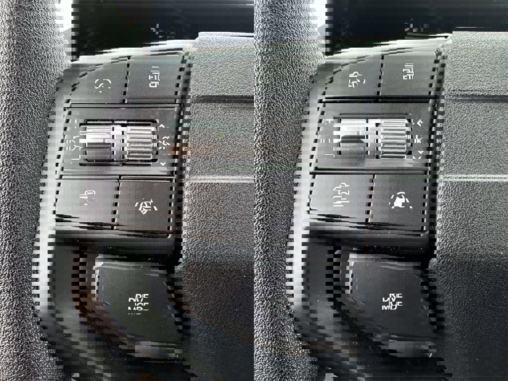 Certified 2025 Kia K4 LXS image 30