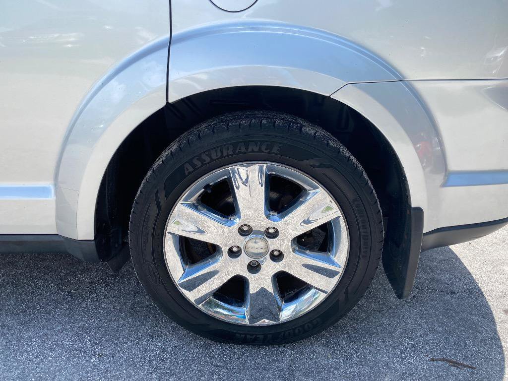 Used 2012 Dodge Journey R/T w/ Flexible Seating Group AWD/4WD image 11